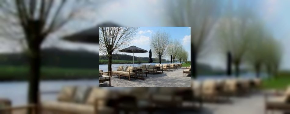 Buiten genieten bij hotel Mooirivier