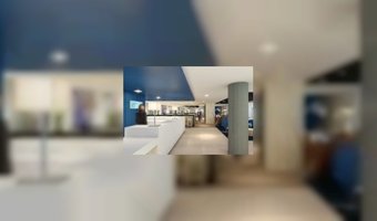 Zakenreiziger kiest voor het betere hotel