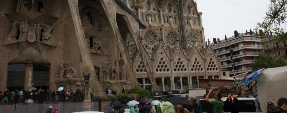 Barcelona deelt boetes uit aan Airbnb en HomeAway