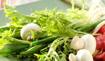 Italiaanse salade met champignons