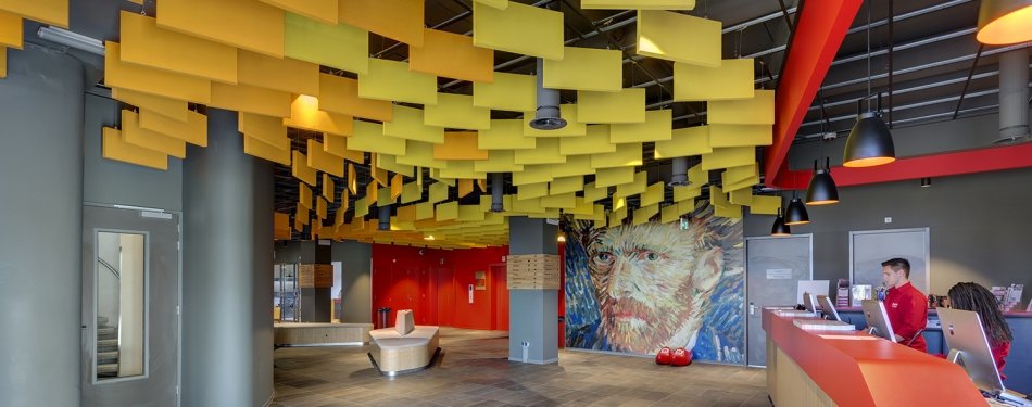 ‘Van Gogh-plafond’ in Meininger hotel Amsterdam City West