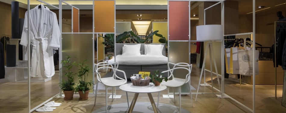 De Bijenkorf lanceert b&b