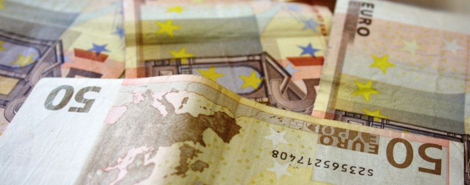 Nederlander besteedt veel meer geld aan eten en drinken buiten de deur