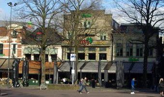 Bekende Enschedese horecaondernemer overleden