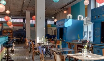 Internationaal pop-up restaurant heropent in Bijlmerbajes