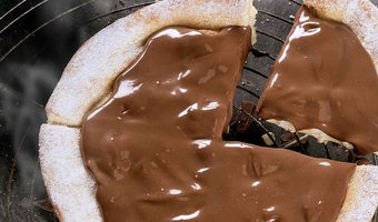Lekker of smerig? Domino’s komt met chocolade pizza