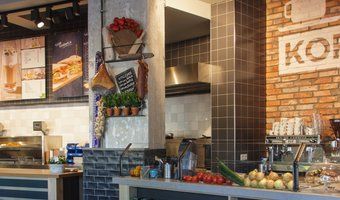 Interview: Verhage worstelt met cafetariaverleden