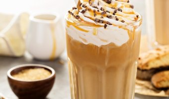 Starbucks opent nieuwe vestiging met grootste terras tot nu toe