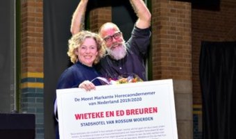 Wieteke en Ed Breuren van Stadshotel Van Rossum Woerden Meest Markante Horecaondernemer van Nederland 