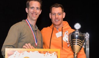 Chefkok Arrie Stomp wint wedstrijd 'Lekkerste Wintersoep met minder zout'