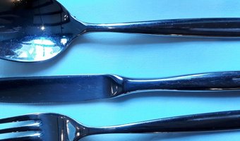 SVH en KHN bieden horecamedewerkers die thuis zitten gratis complete e-learning