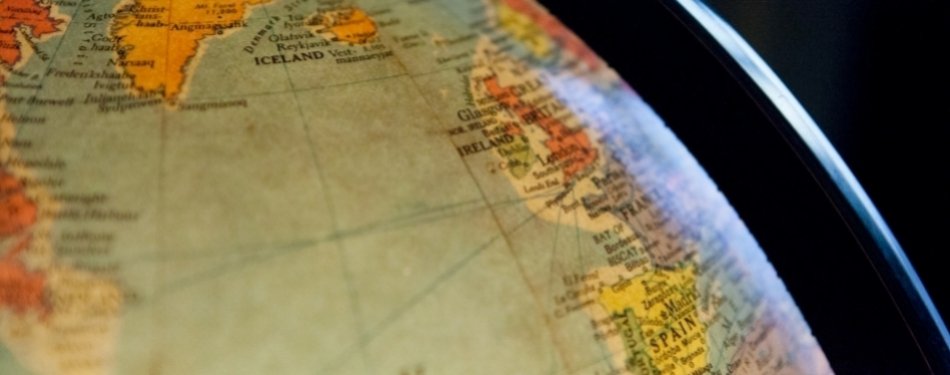 CBS: Aantal passagiers Schiphol gehalveerd in maart 2020