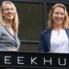 Zussen wonen tussen de gasten