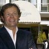 Chris Luken: hotelmagnaat in wording