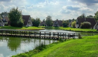 Nederlanders blijven thuis: 62% minder vakantiehuisjes geboekt  