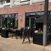 Caféondernemer en entertainer brengen een ode aan de lege kroegen in Nederland
