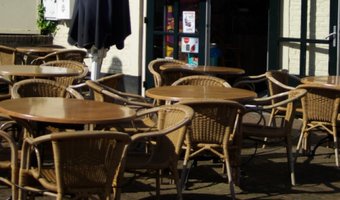 Ingewijden: kabinet positiever over heropening terrassen