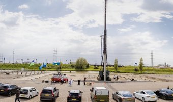 Eerste paal voor Van der Valk Hotel Delft A4
