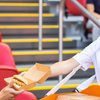 Thuisbezorgd.nl gaat eten en drinken bezorgen in voetbalstadions tijdens EK Voetbal