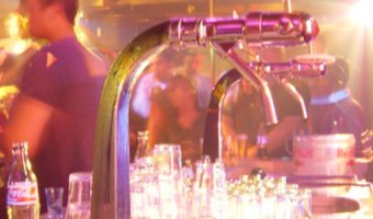 Coronatoegangsbewijzen worden mogelijk breed ingezet, ook in de horeca