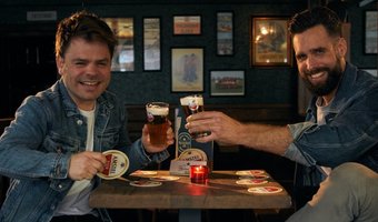 Nieuwe uitvoering Hazes-hit viert heropening horeca