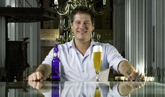 Hoe bouw je een degelijk zomerteam voor het café?