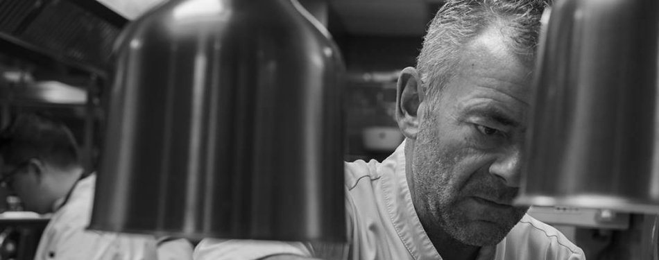 Marcel van Zomeren 25 jaar eigenaar van restaurant In den Rustwat Rotterdam