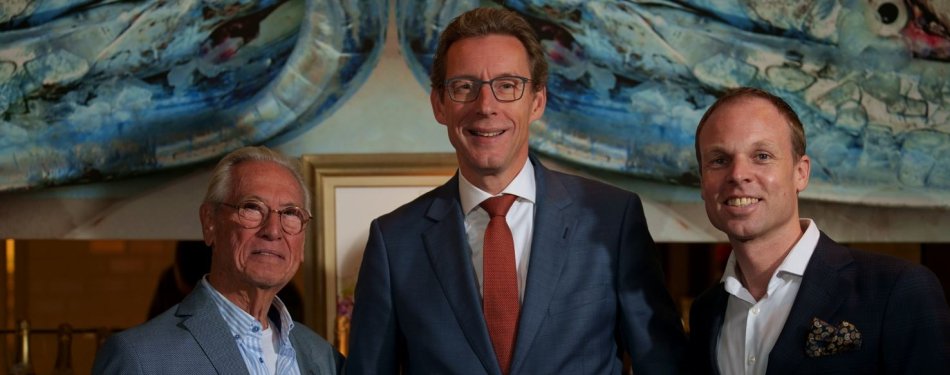 Brasserie Paardenburg aan de Amstel blaast 375 kaarsjes uit