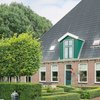 B&B te koop: Woonboerderij aan het water met zwembad en sauna