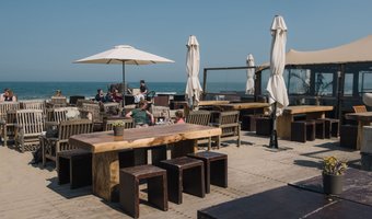 ABN AMRO: Verplichte op- en afbouw zit verduurzaming strandpaviljoens in de weg