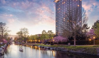 Hotel Okura en Brouwerij Homeland slaan handen ineen voor zomers bier