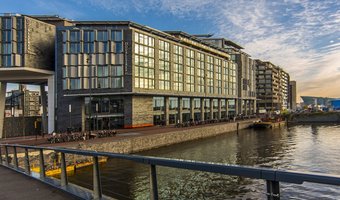 DoubleTree by Hilton Amsterdam brengt Amsterdamse School tot leven