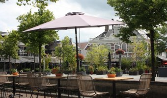 CBS: Eet- en drinkgelegenheden halen 4 procent meer omzet