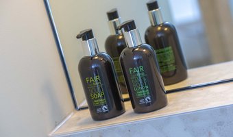 Clean the World en Kapellerput Hotel: Een duurzaam partnerschap voor positieve verandering