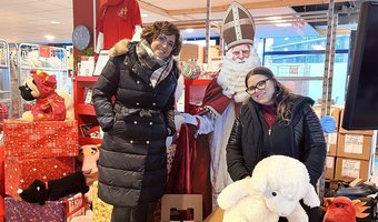 Personeel IHCP hotels houdt inzamelingsactie voor Sinterklaas