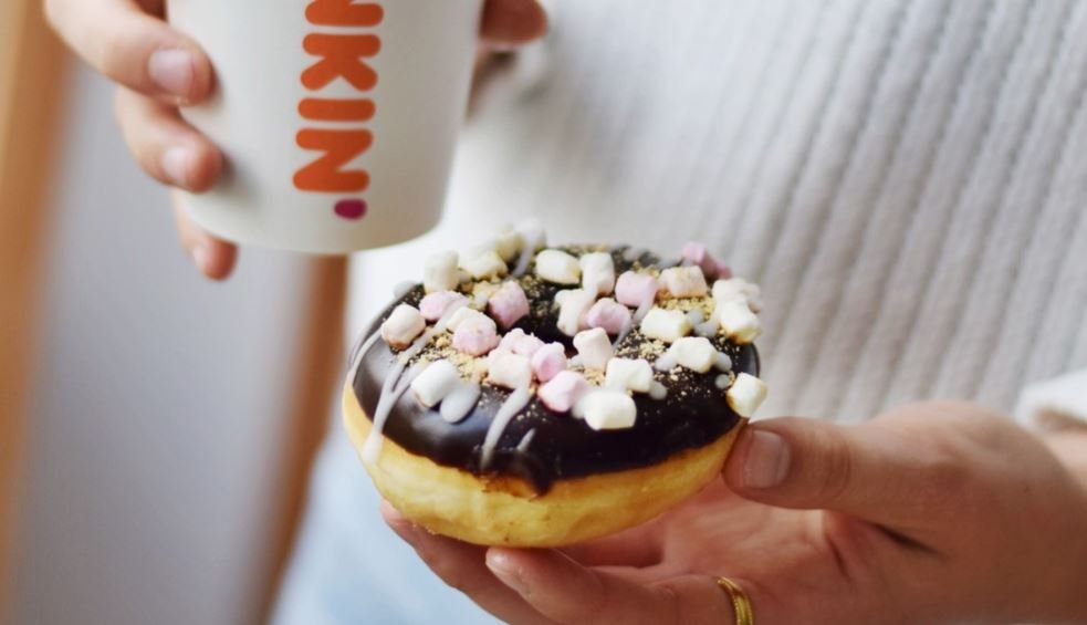 Dunkin introduceert twee wereldprimeurs op de Horecava