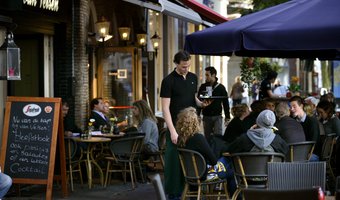 KHN steekt Collectieve Horeca Ontzegging in nieuw jasje: “Zorgt voor veiliger nachtleven”