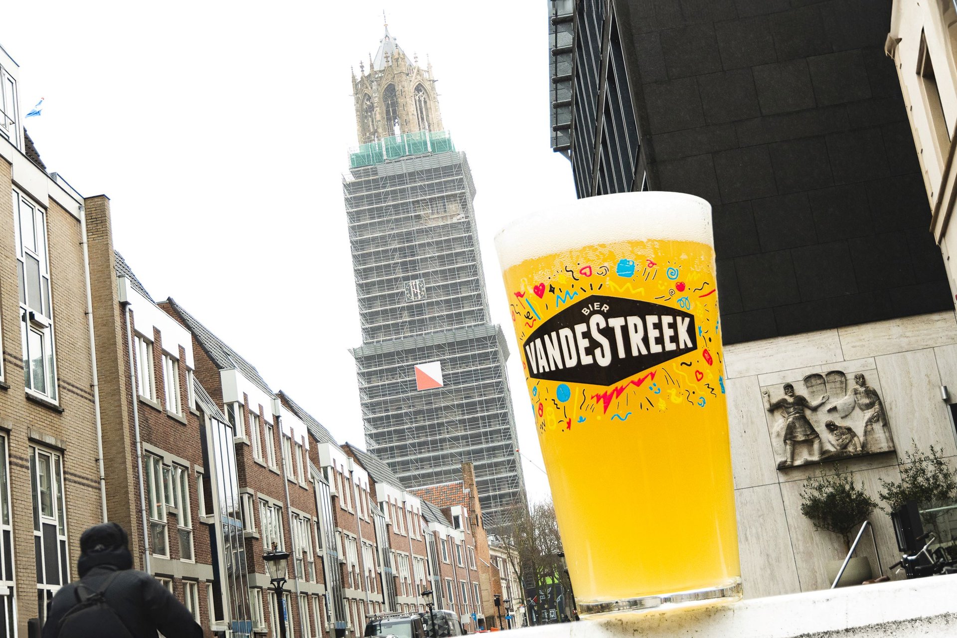 vandeStreek opent bar in de Domtoren
