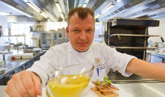 Koken met een legerrantsoen