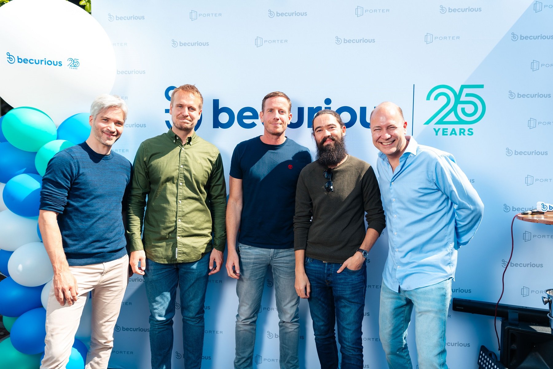 Becurious viert 25-jarig jubileum en lanceert nieuwe contentafdeling