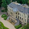 Soenil Bahadoer helpt Voltaire* in Parc Broekhuizen uit de brand na vertrek chef-kok