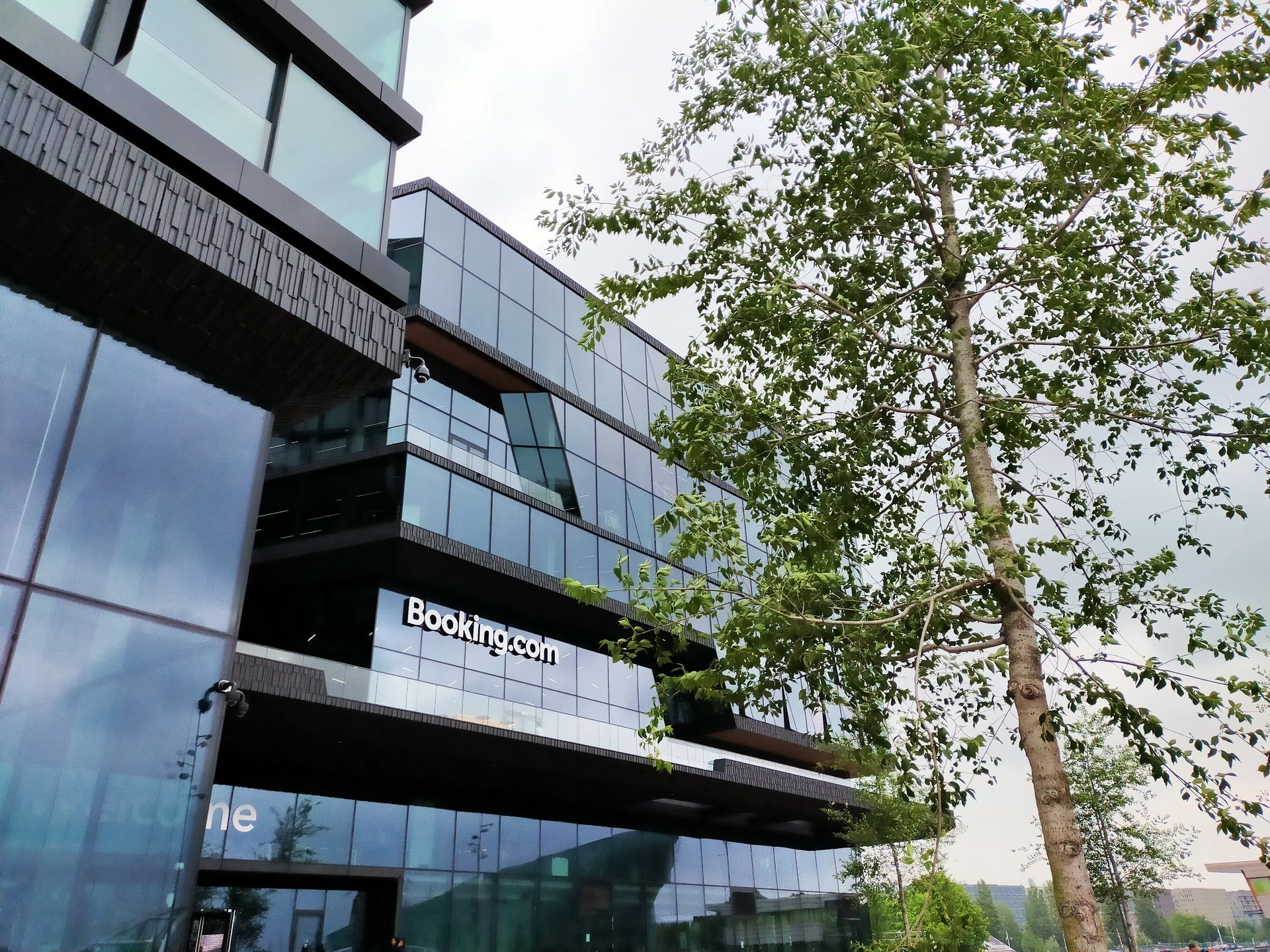 Aantal boekers vakantieplatformen stijgt met 18%