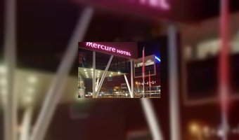 Van Hessen feliciteert Mercure Hotel Amersfoort Centre
