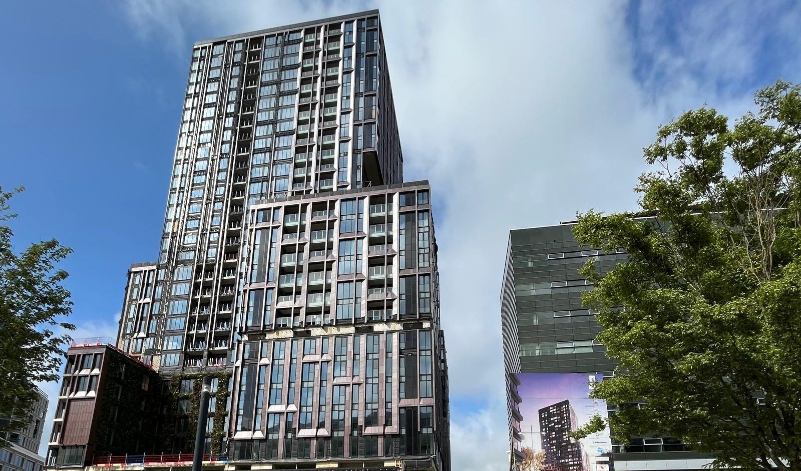 Bouw Galaxy Tower in Utrecht hervat: Amrâth-hotel krijgt vorm