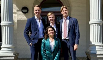 Vier vliegen in één klap? Een praktijkonderzoek naar de Welcome Lounge