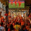 Villa Kakelbont pakt uit als grootste WK-kroeg van Rotterdam