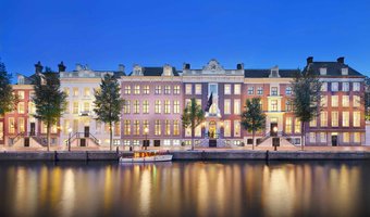 Waldorf Astoria Amsterdam ontvangt prestigieuze Condé Nast Traveler Triple Crown