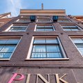 INK Hotel Amsterdam start WorldPride 2026 met krachtig statement: ‘Free to Shine’