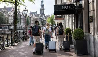 KHN roept overheid op tot limiet op toeristenbelasting