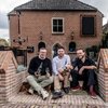 Edwin Muns en jong talent openen Brasserie De Hofsmid in Buren